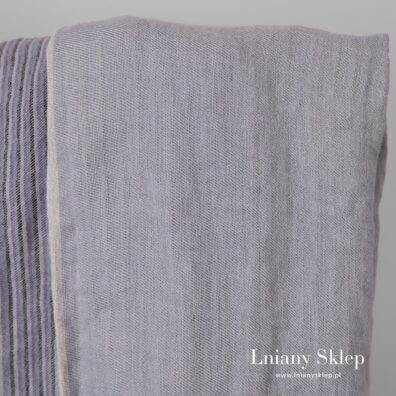 Dwustronna fioletowa w paski tkanina.