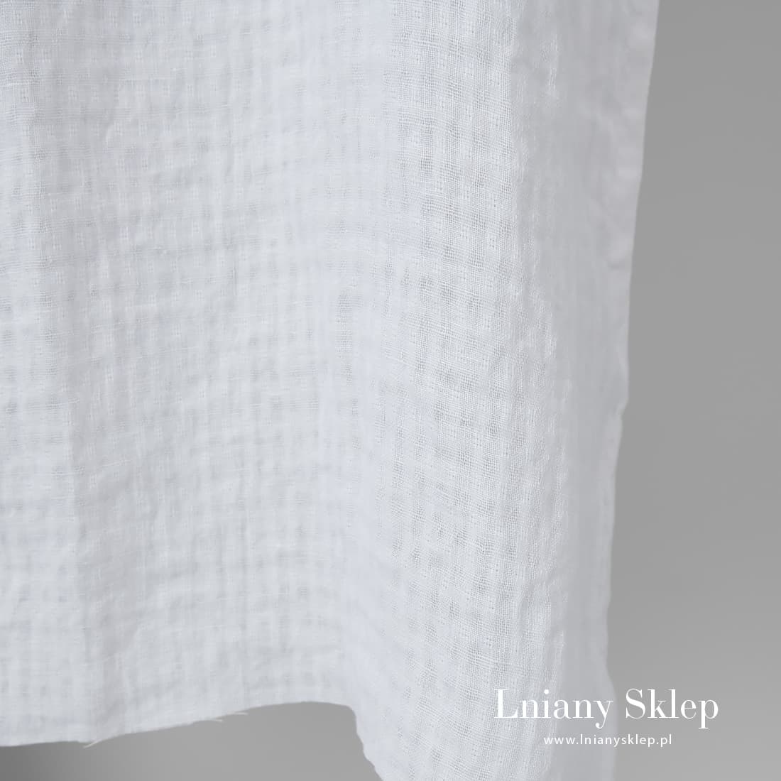 Prany len na firanki, szaliki, obrusy.