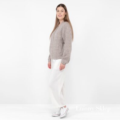 Krótki żakiet. Prana tkanina żakardowa.