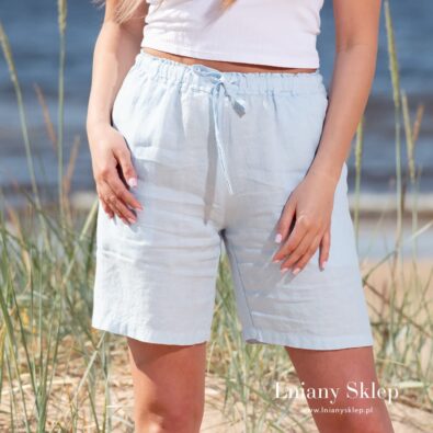 DOLFI jasnoniebieskie szorty.