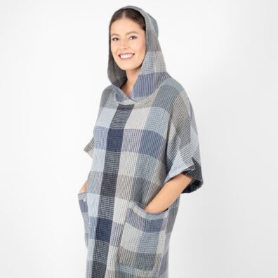 Ponczo na plażę, do łaźni i sauny, do basenu.