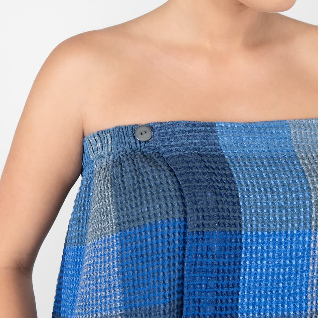 Zapinany na guziczki.