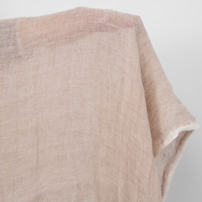 Rzadko tkany len na firanki i lekkie produkty.