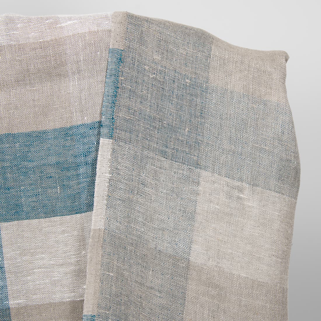 Tkanina lniana na odzież i tekstylia domowe.