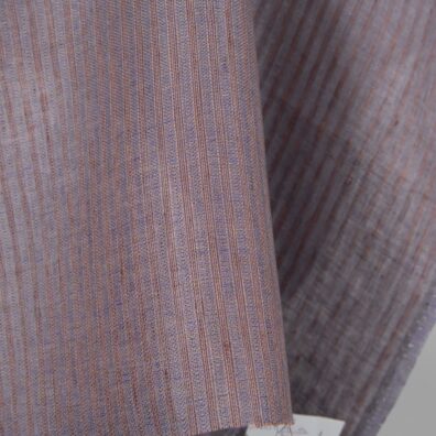 Len w pionowe paski.