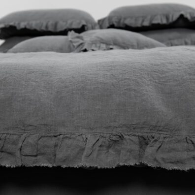 Pościel z pranego lnu może, ale nie musi być prasowana.