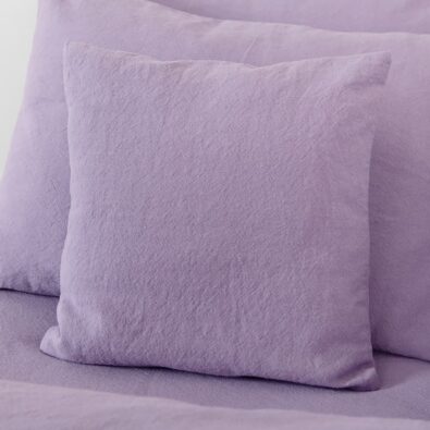 Liliowa poszewka na poduszkę ROYAL.