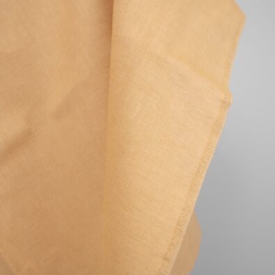 Tkanina wytkana w melanżu z żółtej o dwóch odcieniach przędzy.