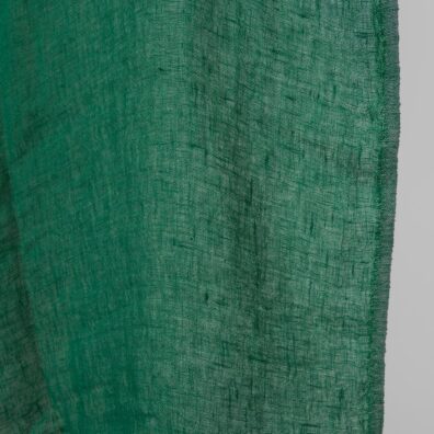 Prześwitująca tkanina na firanki