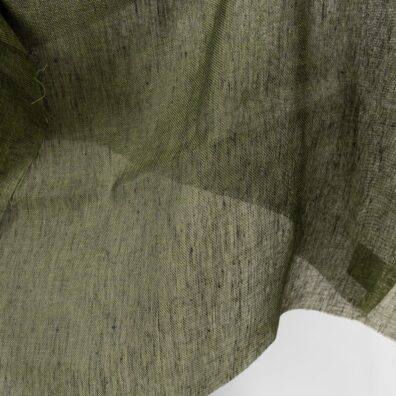 Prześwittujący ciemne khaki len