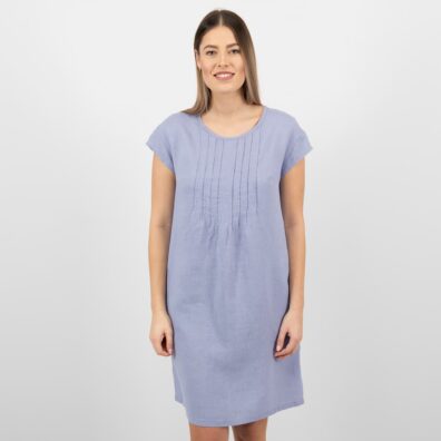 Niebieska sukienka. Przed kolana