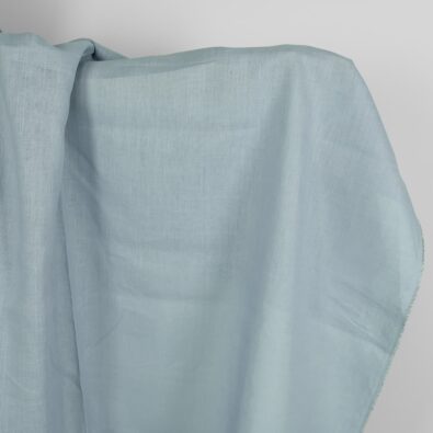 Zielonkawa w błękit tkanina lniana