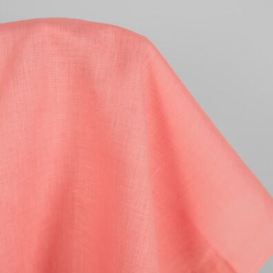 Tkanina na szycie ubrań i tekstyliów domowych.