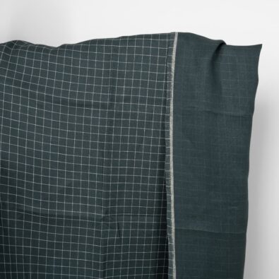 Dwustronna granatowa w kratkę tkanina lniana