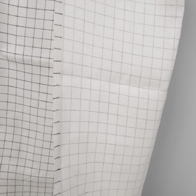 Tkanina na szycie ubrań i tekstyliów domowych.