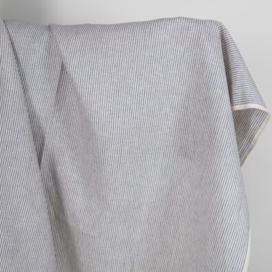 Tkanina lniana w granatowo-kakaowe paski