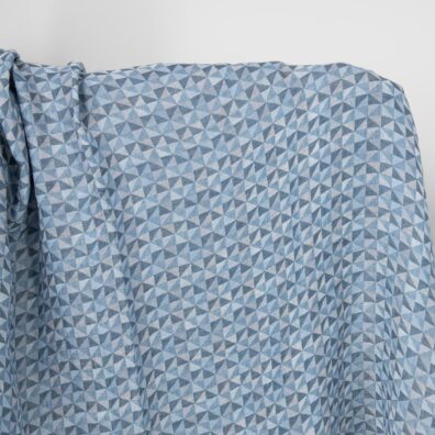 Prana tkanina lniana w niebieskie trójkąty