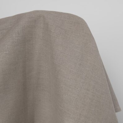 Tkanina na szycie ubrań i tekstyliów domowych.