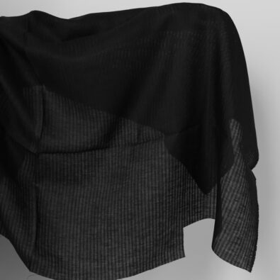 Przeźroczysta czarna w paski tkanina lniana