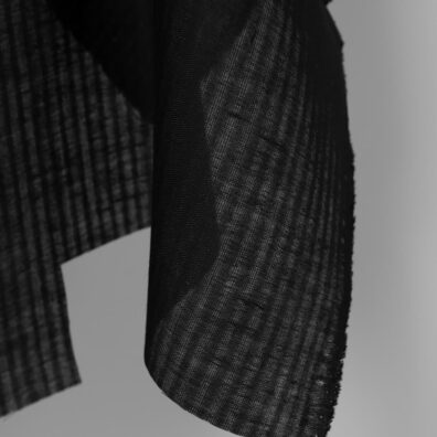 Leciutki czarny len w paski