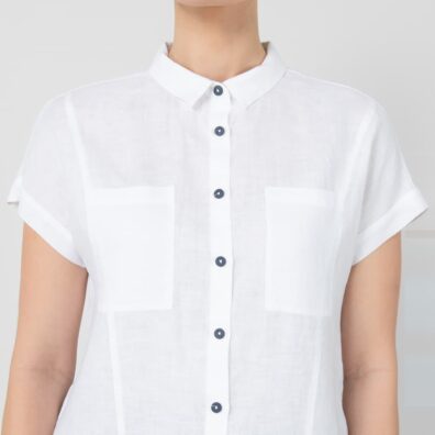 Biała bluzka. Kołnierzyk