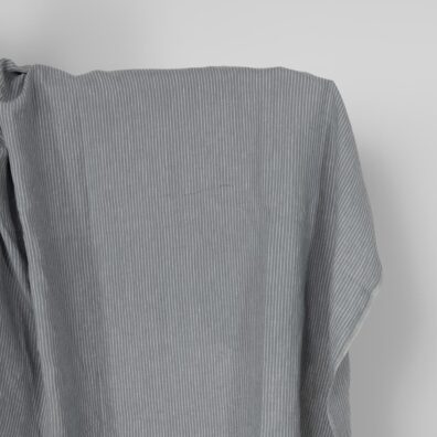 Prany len w szaro – białe paski