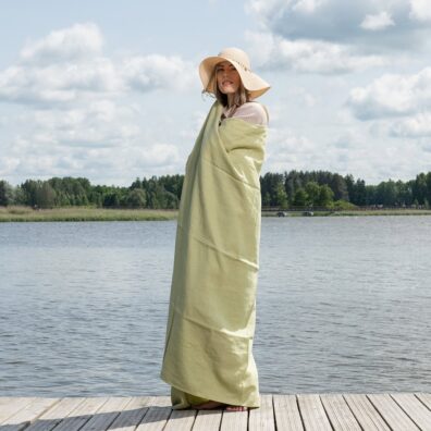 Ręcznik plażowy wytkany splotem jodełkowym