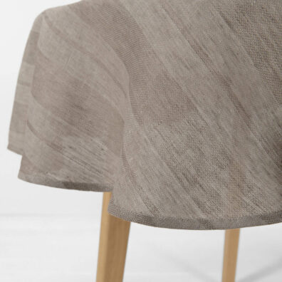 Piaskowy w pasy obrus