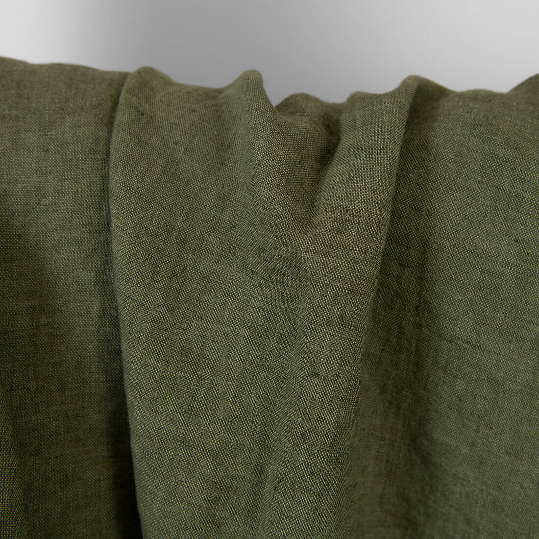 Ciemnozielona melanżowa prana tkanina lniana