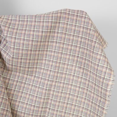 Len w kratkę jasnoróżową i granatową