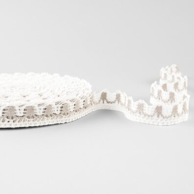 Biało - szara koronka lniana Nr 89