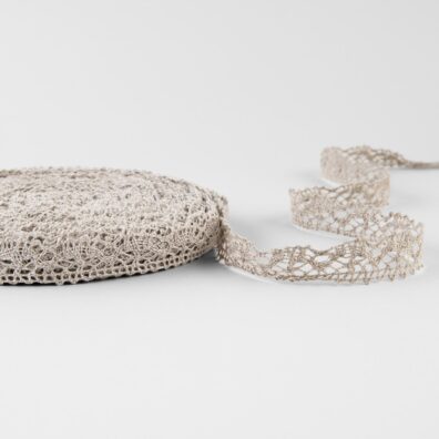 Niebarwiona szara koronka lniana Nr 100