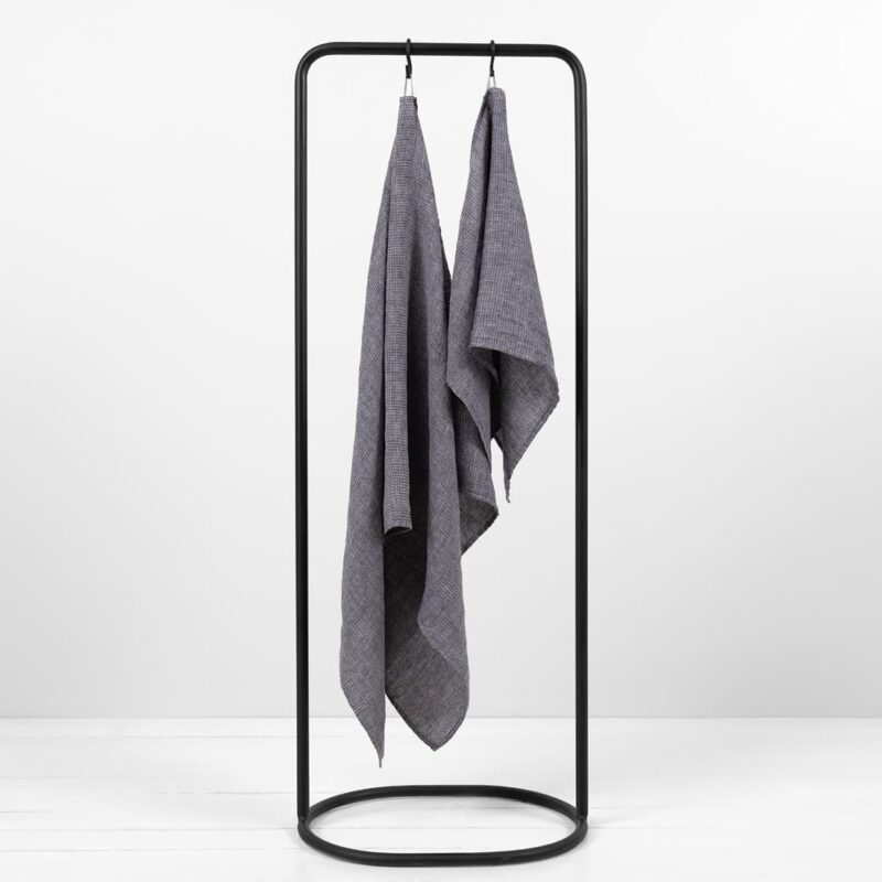 pellavaiset siniset kylpypyyhkeet