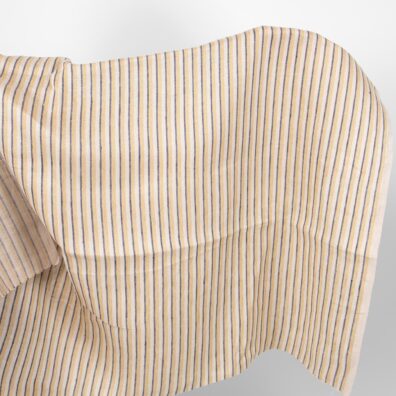 keltainen sininen raidallinen kangas