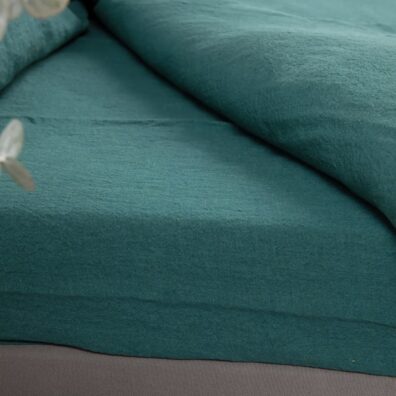 tummanvihreät vuodevaatteet pesty PellavaKoti