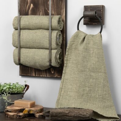 Kellertävän vihreä pellavapyyhe