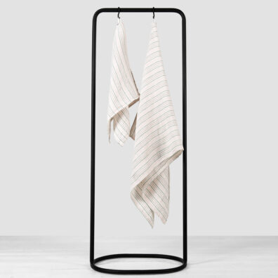 Pellavainen vaaleanpunainen vohvelikylpypyyhe