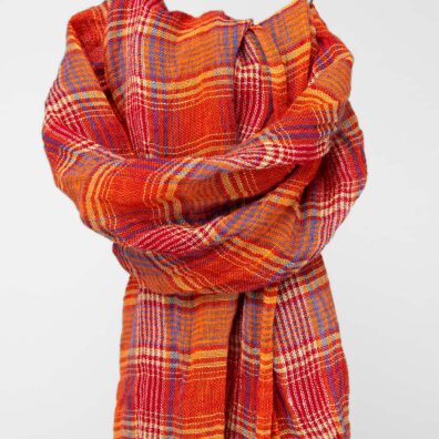 Pellavainen oranssi huivi