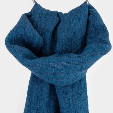 Sininen pellavahuivi