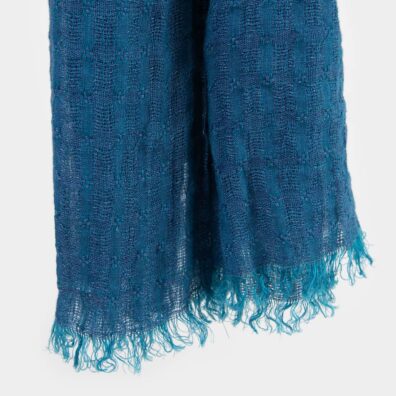 Sininen pellavahuivi