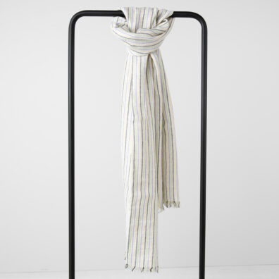 raidallinen pellavahuivi