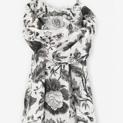 musta pellava huivi kukkia