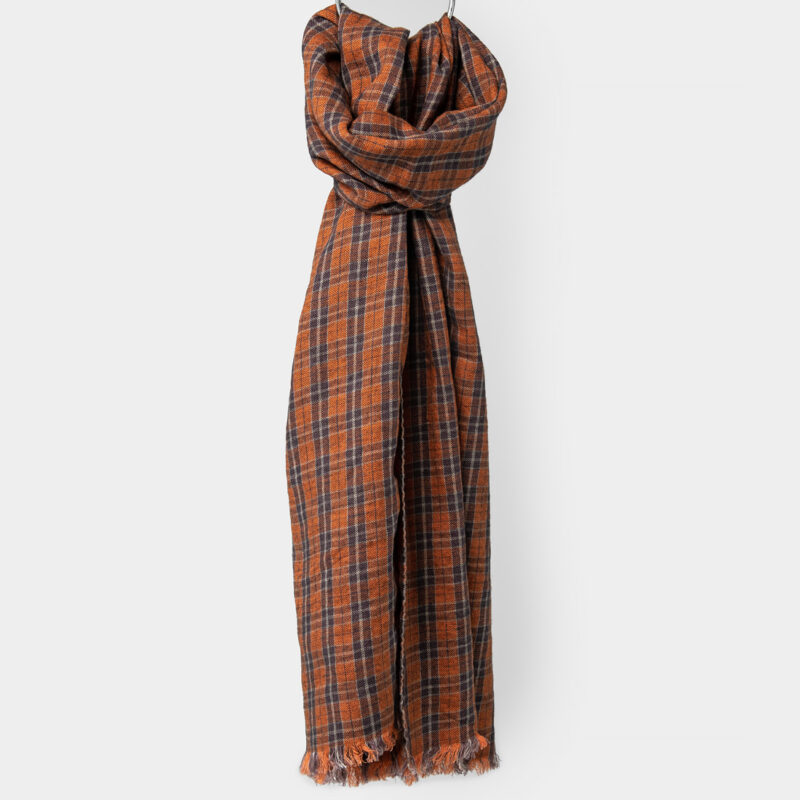 Oranssi pellavahuivi