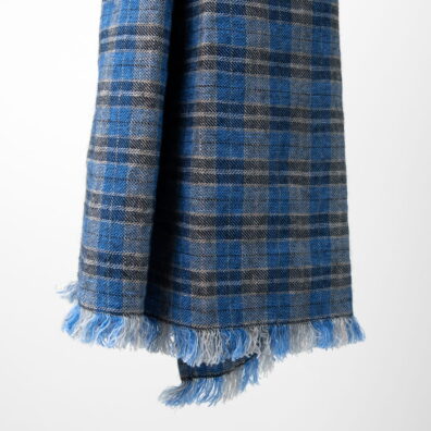 Sininen pellavavillahuivi