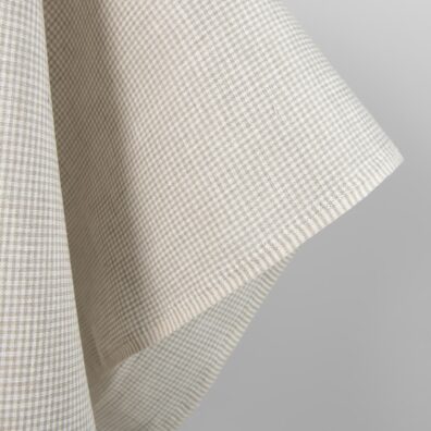 Pellavakangas luonnollinen harmaa-valkoinen ruudullinen on tiheää, keskipainoista ja keskipaksua