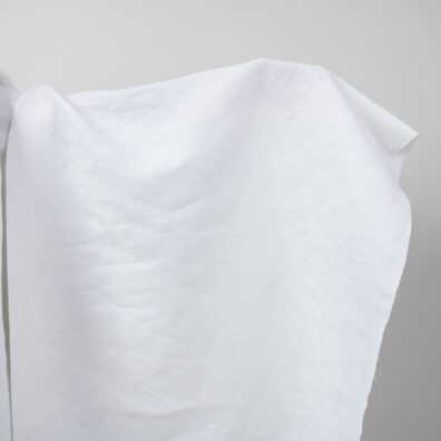 Puolipellavainen jacquard lumivalkoinen jossa on kukkia