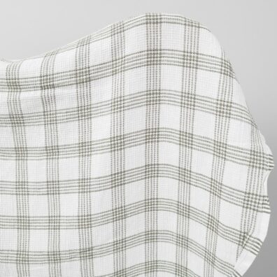 Valkoinen puolipellavainen vohveli jossa on vihreänharmaita raitoja pesty, pehmeä, joustava, ihoystävällinen