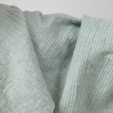 Puolipellavakangas vihertävänvalkoinen kirjava raidallinen pesty, metreittäin