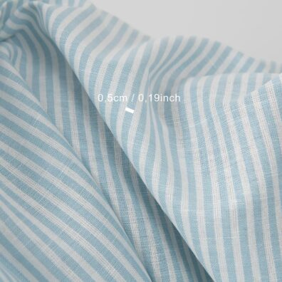 Pellava-puuvillakangas vaalean turkoosi raidallinen leveä