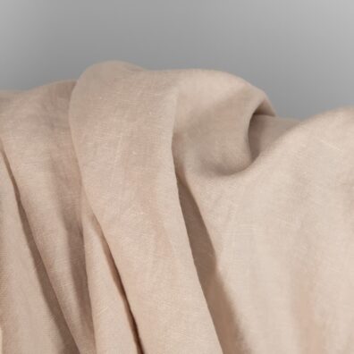 Puolipellavainen kangas vaaleanruskea pesty soveltuu vaatteiden, ompeluun